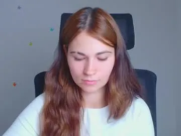 elsa_mur — GOAL: take my shirt off [169 tokens remaining] Welcome to my room! #game #18 #shy #teen #striptease