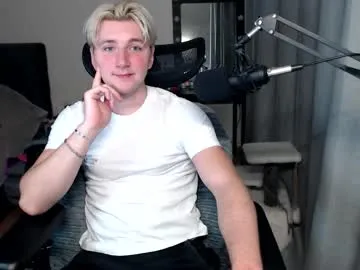 elvin_vaenight — Talk, naked , playing   :) [308 tokens left] #new #uncut #muscle #young #bigcock