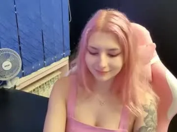 emeldamctee — GOAL: 3Day here. Do you love me?^^ [10 tokens remaining] Welcome to my room! #skinny #blonde #shy #student #new