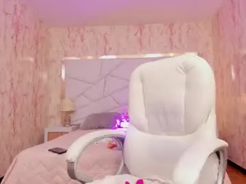 emilywhinfre — GOAL: Sexy Dance naked  [89 tokens remaining] Ready To Blow Your Mind  #anal #deepthroat #squirt #bigass #feet