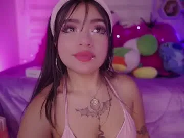 emma_soffia_ — GOAL: spank tits + drool tits [30 tokens remaining] Welcome to my room! #anal  #atm #squirt #bigass #braces