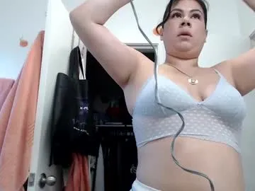 emmaroads — Freechat on Chaturbate
