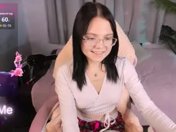 emmavine — Sex machine management for 5 minutes #young #new #cute #daddy [112 tokens remaining]
