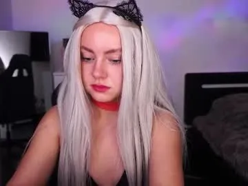 enigmaluna — Show pussy  #Blonde #Teen #Smalltits [125 tokens remaining]