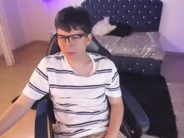 eross_guyy — Come to prove you can make me cum!! PVT OPEN!! #teen #18 #bigcock #cum #twink