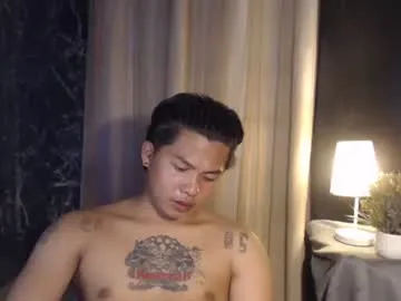 esward_tynn — Looking for my sugar daddy to provide my school everyday : D #new #asian #18 #cum #young [1000 tokens remaining]