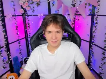 ethansinful — GOAL: NAKED AND OIL [222 tokens remaining] Chill&Relax  Let's cum together! #new #bigcock #18 #lovense #cum