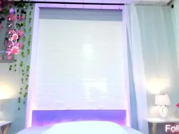 everlymooree — Spicy Birthday Bash: It's Not What You Expect, It's Better #bigtits #latina #lovense #anal #bigass [290 tokens remaining]