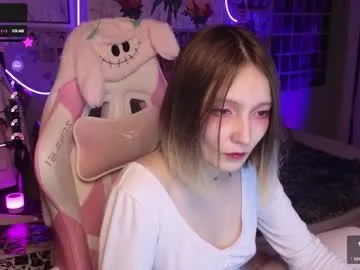 evie_rosen — Welcum! Notice me, senpai...Naughty girl wants to play with you... - Goal is : melt ice on my naked tits #natural #squirt #petite #ahegao #daddysgirl