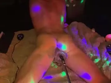 exhibitp — TOKEN POWERED FUCKMACHINE. Bigger and Harder at each goal! Stretch. Me. Out.  #fuckmachine #bigdick #muscles #perfectass #feet
