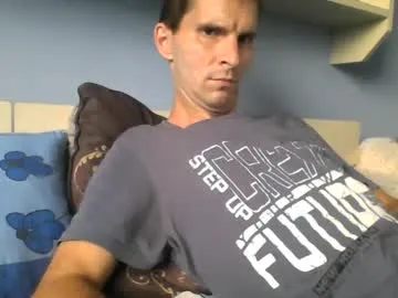 ezel004 — Freechat on Chaturbate