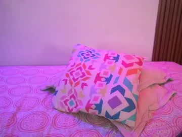 fantasy_col — dildo in pussy doggy style [391 tokens left] #anal #latina #squirt #teen #skinny
