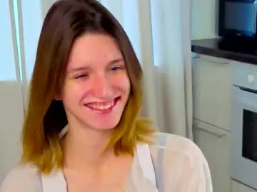 fellissamissa — Goal : Make a cute face    Heeey, I'm Felia, these are my first days here and even if I'm #new, I'm trying my best #skinny #18 #teen #feet   [19 tokens remaining]