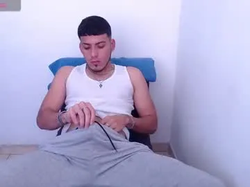 gambitoz — GOAL: Naked [92 tokens remaining] Welcome, hey a pleassure! #Young #Teen #Bigdick #cum #daddy