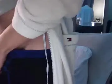 geecue6969 — Cumshow ! [100 tokens remaining]