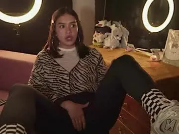 gigifontaine_ — In leggings I'm your craving... will you surrender to raw desire? #heels #pantyhose #feet #findom #leggings [41 tokens to goal]