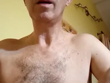 giulio2023 — Freechat on Chaturbate