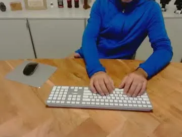 gux4dd — Freechat on Chaturbate
