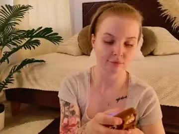 gwenhilton — GOAL: Tease you with my ass! #german #shorthair #sph #joi #edging [399 tokens remaining]