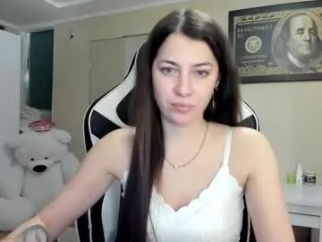hailey_beauty — MY TOY IN ME! Bring me to orgasm!!!