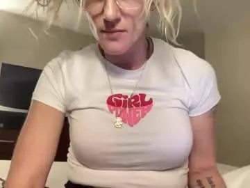 harleywestinc — Harleywestinc's room #milf #sexymilf #sexy #facial #sex