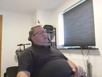 henrikrp1971 — Freechat on Chaturbate
