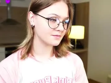 hesterdanneman — take off my shorts Hello guys! I'm Sally, and today I'm going to play with you and have fun. #18 #bigass #teen  #lovense #new [33 tokens remaining]