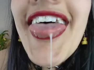hinata_21_ — GOAL: suckyourdick [160 tokens remaining] i am back !!! #feet #french #ahegao #submissive #saliva