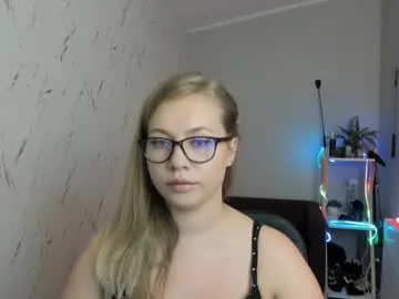 holly_bb95 — #topoff #lush #joi #pvt #petiteblonde
