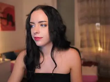 honey__kate — shirt off  #shy #young #new #18 #smile girl waiting for you, enjoy the show together [569 tokens remaining]