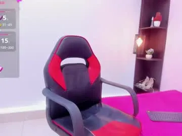 hoollyhendrix — GOAL: dance+naked [38 tokens remaining] welcome guys Come have fun with my little pussy #skinny #smalltits #new #squirt #ebony
