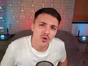 horny__jonathan — Freechat on Chaturbate