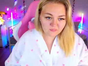hornycakee — Goal: MAKE ME CUM HARD #bigpussylips #teen #private #cute #masturbation - Next Goal: Get Naked