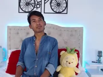 hot_lucaas — Welcome to my room! - Goal: My first Goal [226 tokens left]