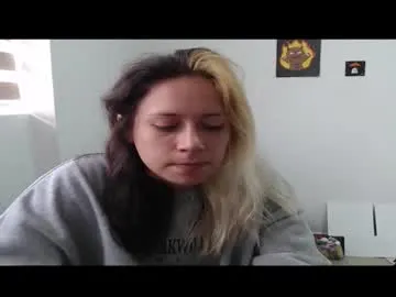 hot_mommymia — Full Naked [494 tokens left] #luhs #latina #mommy #smalltits #sph