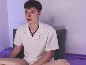 hugebangins_ — Freechat on Chaturbate
