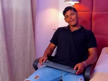 hugo_cano — SHOW CUM!! Give me great welcome on my first day here on the site. #slave #findom #latino #master #new #muscle #cum  [1984 tokens remaining]