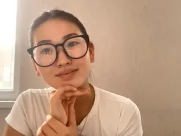 huimccoyle — GOAL:Say meow meow and do cat ears  Help me do 15 thumb ups!  <3 My name Yuki!! I am a #new and #asian model on CB #18 #natural #shy [50 tokens remaining]