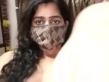 indiansexyqueen — Nude body lips show 300