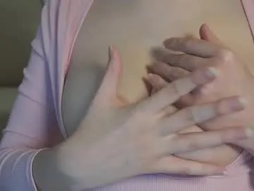 iris_pure — play with that HUGE BOOBS hehehe #18 #bigboobs #new #teen #young [20 tokens remaining]