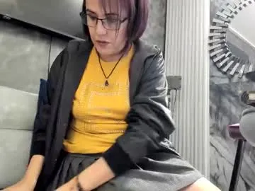 isisblakee — I Want play with you!  Tease me with your tips - Oil show! - #lovense #mature #milf #smalltits #squirt