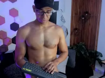 jacobdraven — GOAL: cum show [274 tokens remaining] Welcome to my room! #feet #latino #lovense #muscle #bigdick
