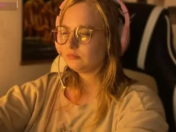 jacywinslat — 69 TKS - 1 MIN CONTROL TOY | DISTRACT ME IF YOU WANT SMTHNG [9975 tokens left] #bigass #curvy #roleplay #twerk #bigtits