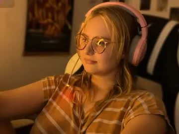 jacywinslat — 69 TKS - 1 MIN CONTROL TOY | DISTRACT ME IF YOU WANT SMTHNG [9995 tokens left] #bigass #curvy #roleplay #twerk #bigtits