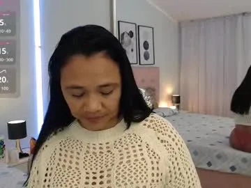 jade_williams_ — GOAL: dance and naked [111 tokens remaining] Sucking dick the life it's better! #bigboobs #latina #natural #mature #milf