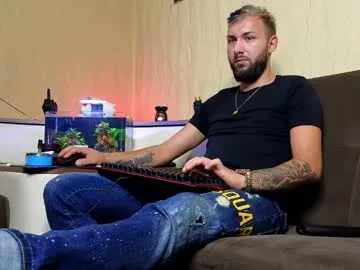 jamienoxus — Creating a big crew ~ join the fanclub for only 100tokens! #party #master #cum #cashmaster  #feet