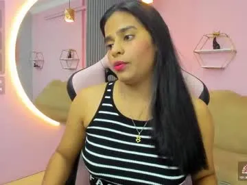 jazmin_ebony — GOAL: Sexy Dance [46 tokens remaining] How rich it would be that you came to play my love with me #ebony #shaved #squirt #latina #c2c