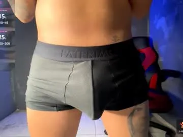 jeffvalemtino — Make me cum and pre-cum in your mouth #new #precum #cum #bigcock #latino #monstercock #tattooo # [1000 tokens remaining]