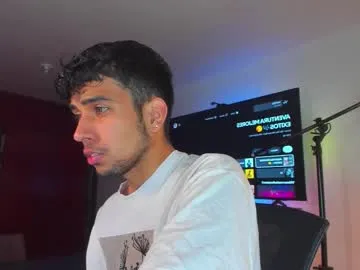 jei_cox — SHOW CUM  #cum #bigcock  #lovense #skinny #gay [949 tokens remaining]