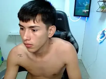 jero_streamx — shows cum explosive [401 tokens remaining]
